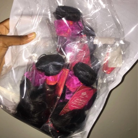 4 NWT BUNDLES OF BRAZILIAN BODY WAVE VIRGINHAIR main image 5